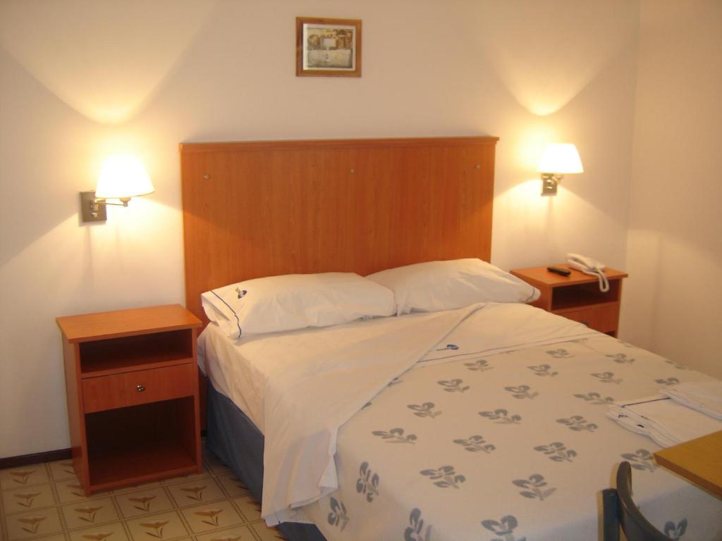 Mari Plaza Hotel Buenos Aires Esterno foto